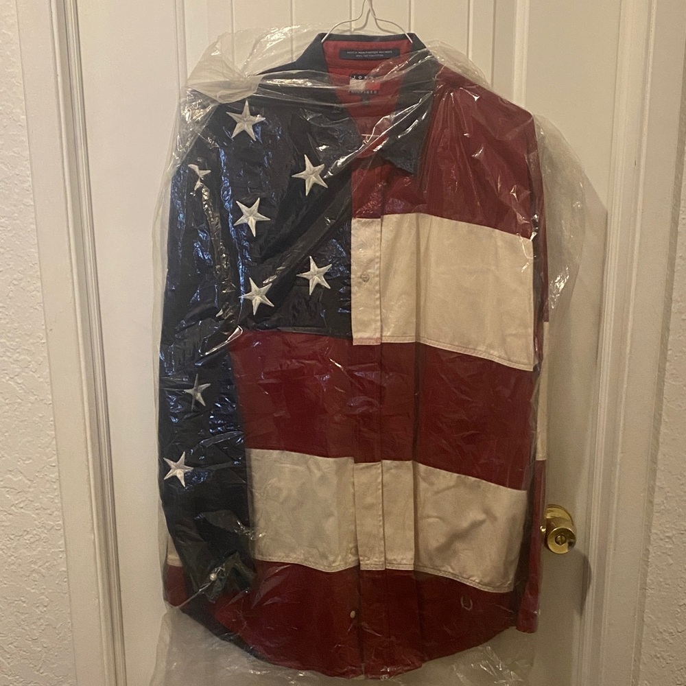 Men’s shirt